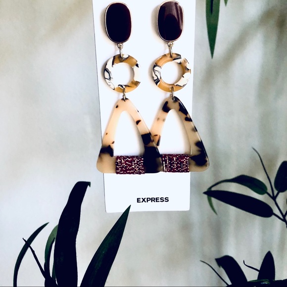 Express Jewelry - EXPRESS LEOPARD PRINT EARRING